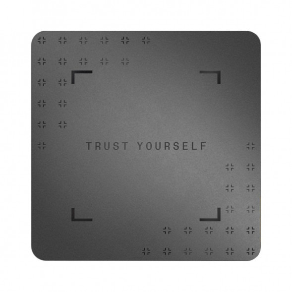 Аппаратный холодный криптокошелек Ledger Stax c чехлом Magnet Shell Black + Recovery Key в Курске