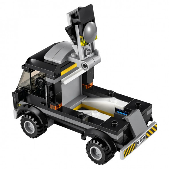 Конструктор LEGO Super Heroes 76032 Погоня на Квинджете Мстителей в Курске