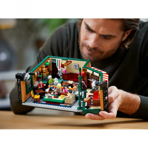 Конструктор LEGO Ideas 21319 Центральный парк Кафе Друзей в Курске