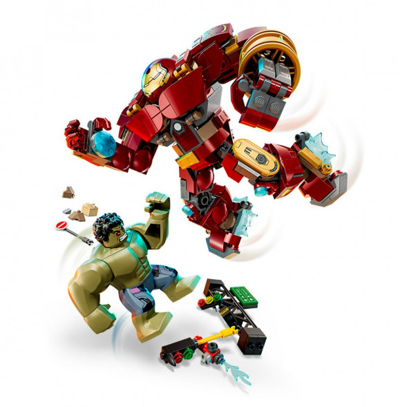 Конструктор LEGO Super Heroes 76343 Легендарная битва Халкбастера против Халка в Курске