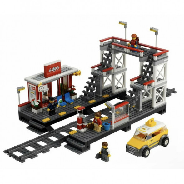 Конструктор LEGO City 7937 Железнодорожная станция в Курске