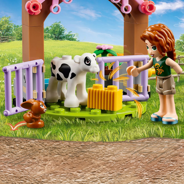 Конструктор LEGO Friends 42607 Осенний сарай для теленка в Курске