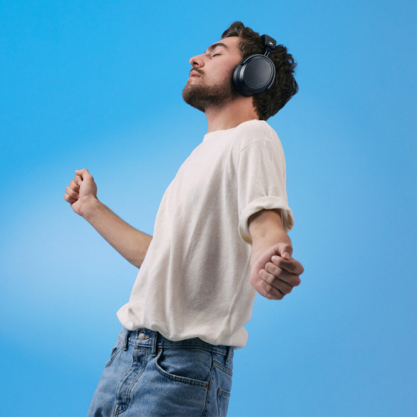 Беспроводные наушники Sennheiser Momentum 4 Wireless, Black в Курске