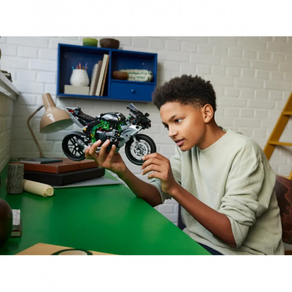 Конструктор LEGO Technic 42170 Мотоцикл Kawasaki Ninja H2R в Курске